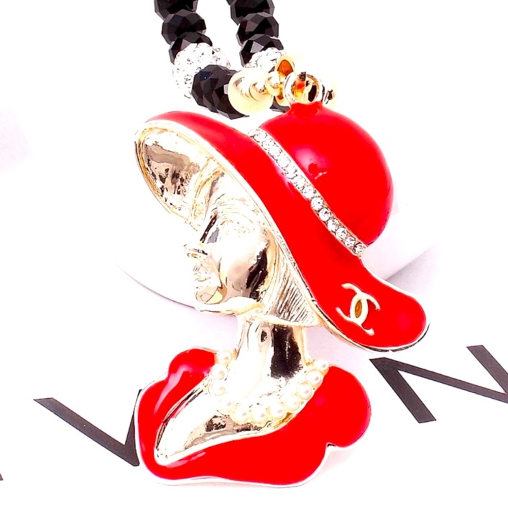 Sophisticated Beaded Chain